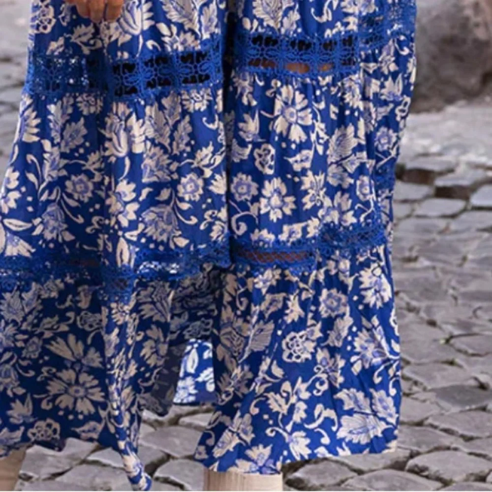 Miss June Paris ~ Chiara Dress /Elegant Blue Floral Long Sleeve Dress
Size F - Picture 5 of 9